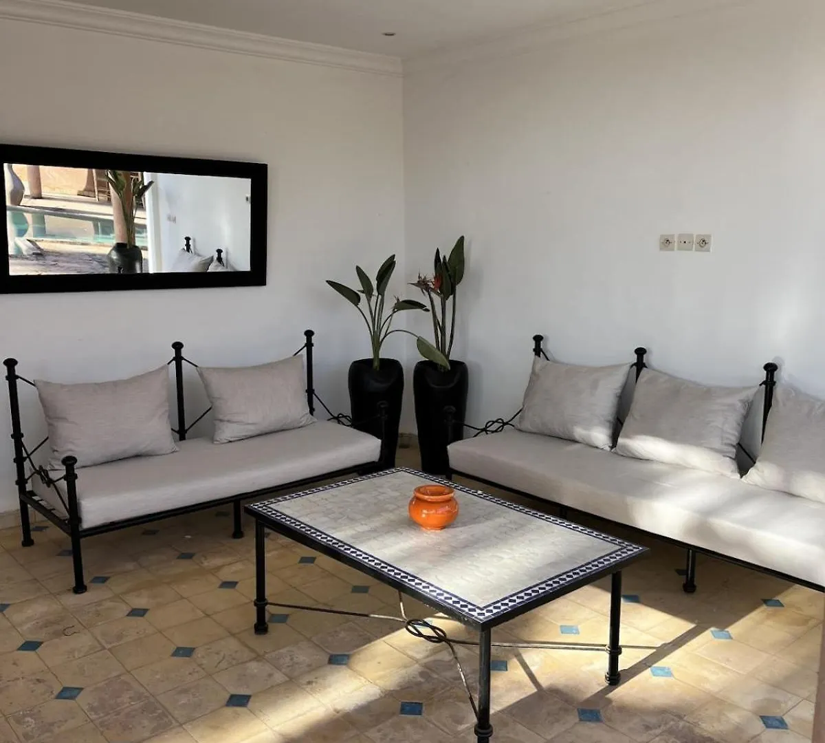 Villa 4 Chambres Avec Grande Piscine Privee Marrakesh